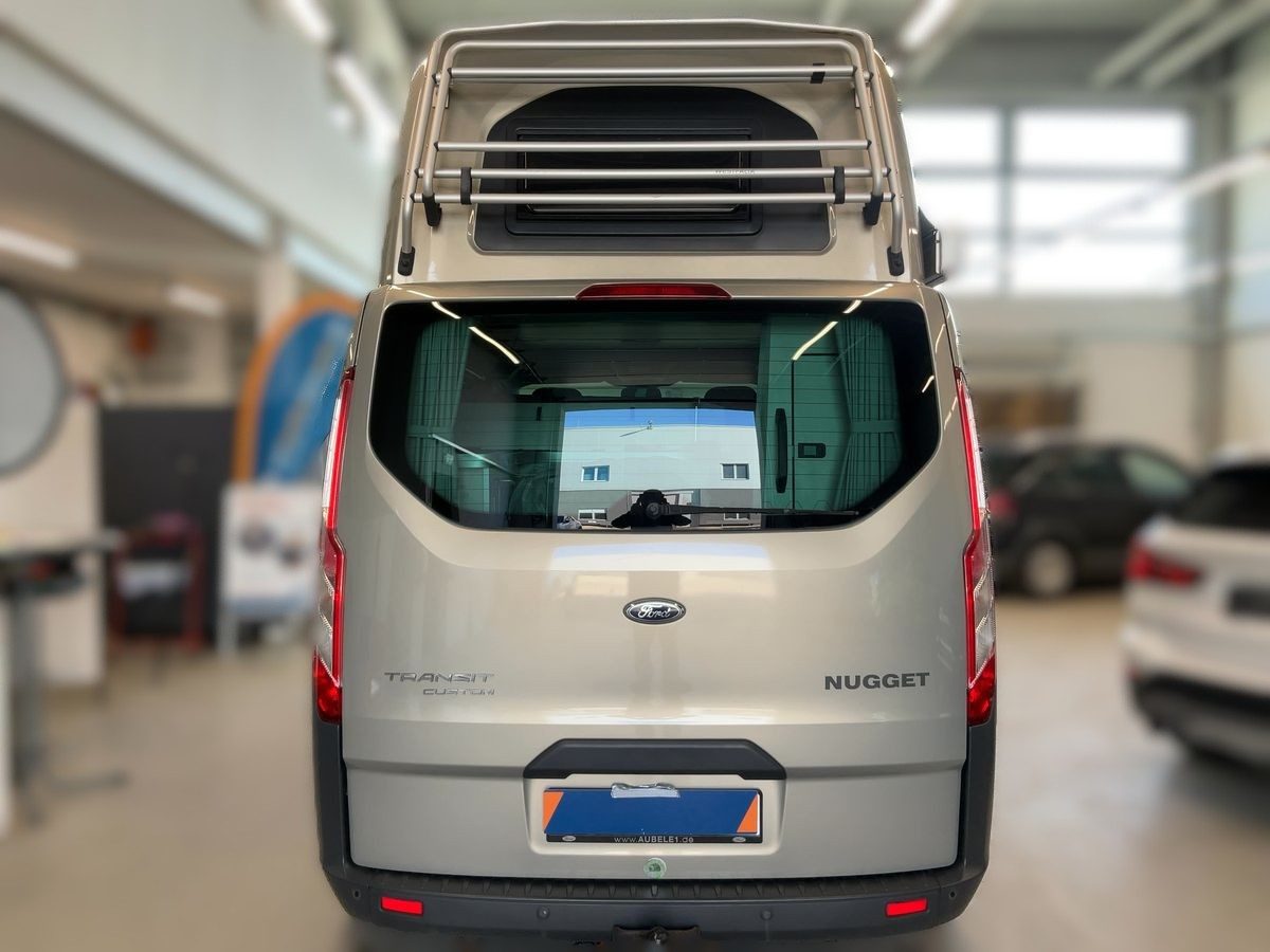 Ford Nugget – Heckansicht mit Hochdach